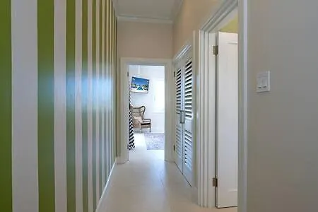 Hospitality Expert Eden Luxe 1 Pool Beach Chef مونتيغو باي فيلة