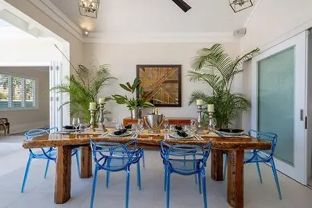 Hospitality Expert Eden Luxe 1 Pool Beach Chef مونتيغو باي فيلة